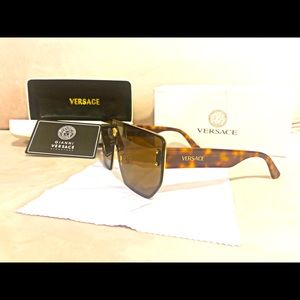 Gianni Versace signature Sunglasses